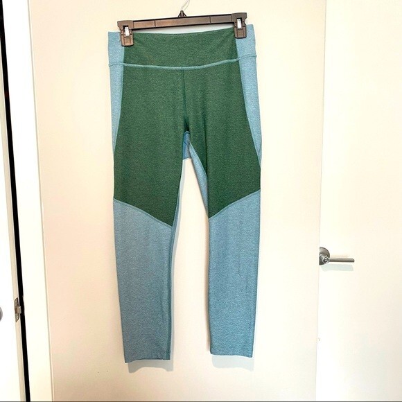 Outdoor Voices Leggings Blue Green Crop Warmup Workout Medium Color Block Active - Picture 1 of 7